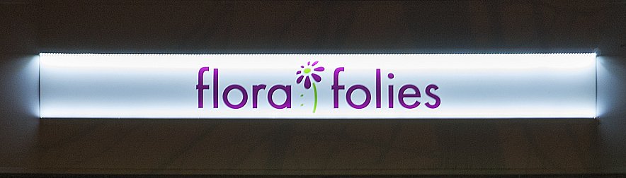 FLORA FOLIES - Insegne monofacciali