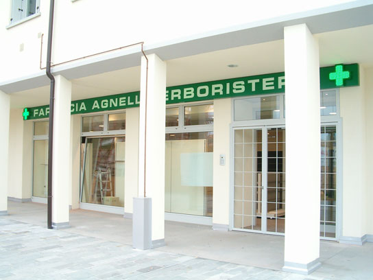 Farmacia Agnelli - croci ed insegna - LED